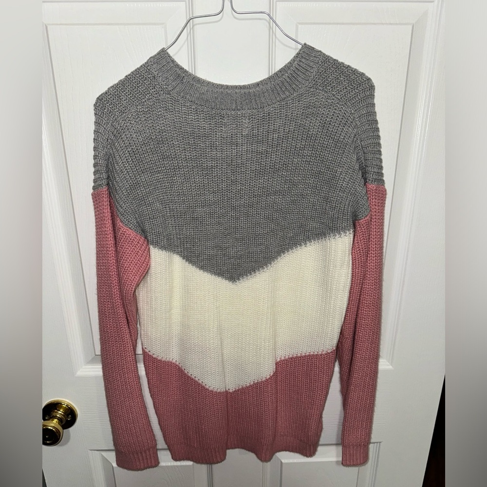 Colorblock Knit Sweater SIZE S - Picture 2 of 4